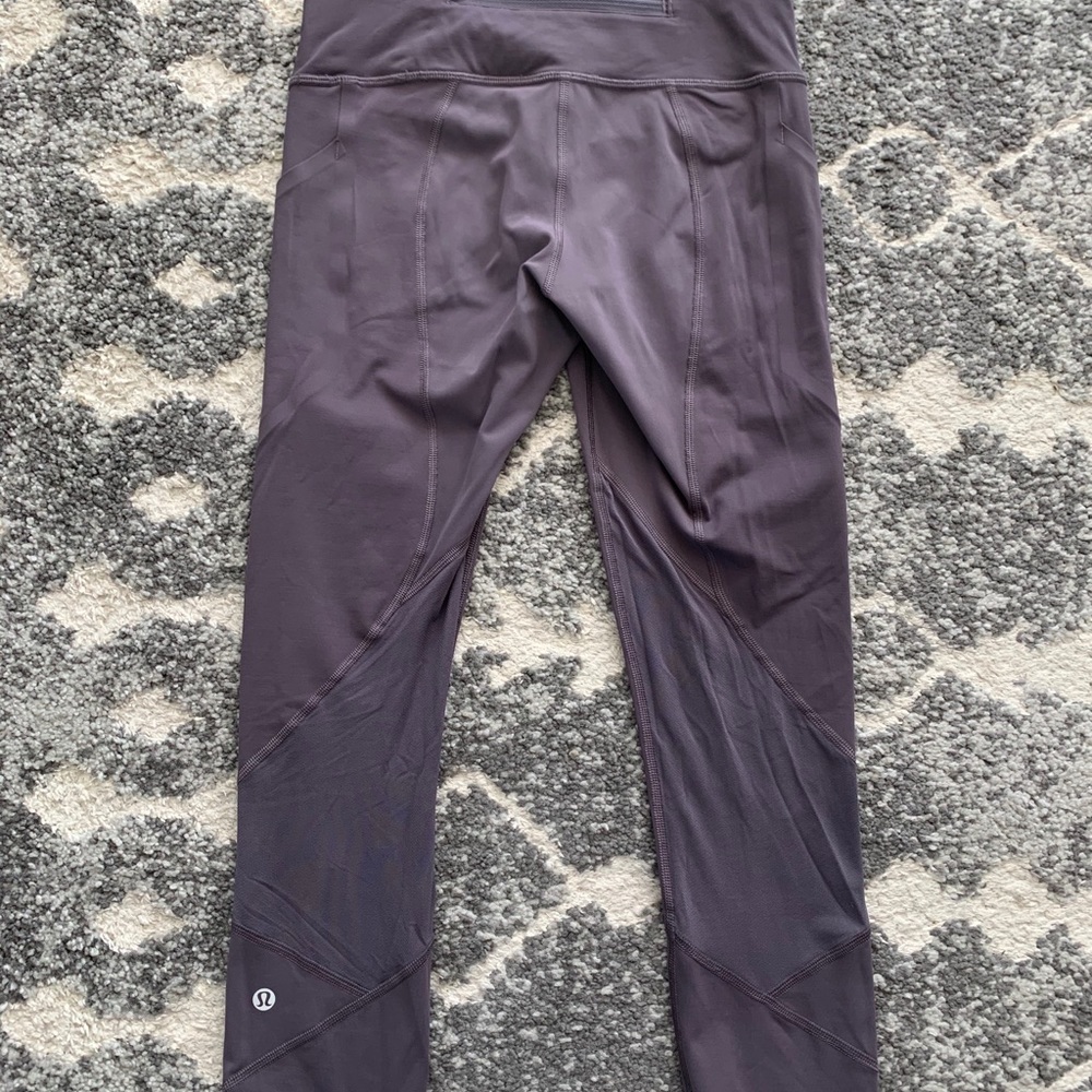 Lululemon Pace Rival size 4 MOONPHASE